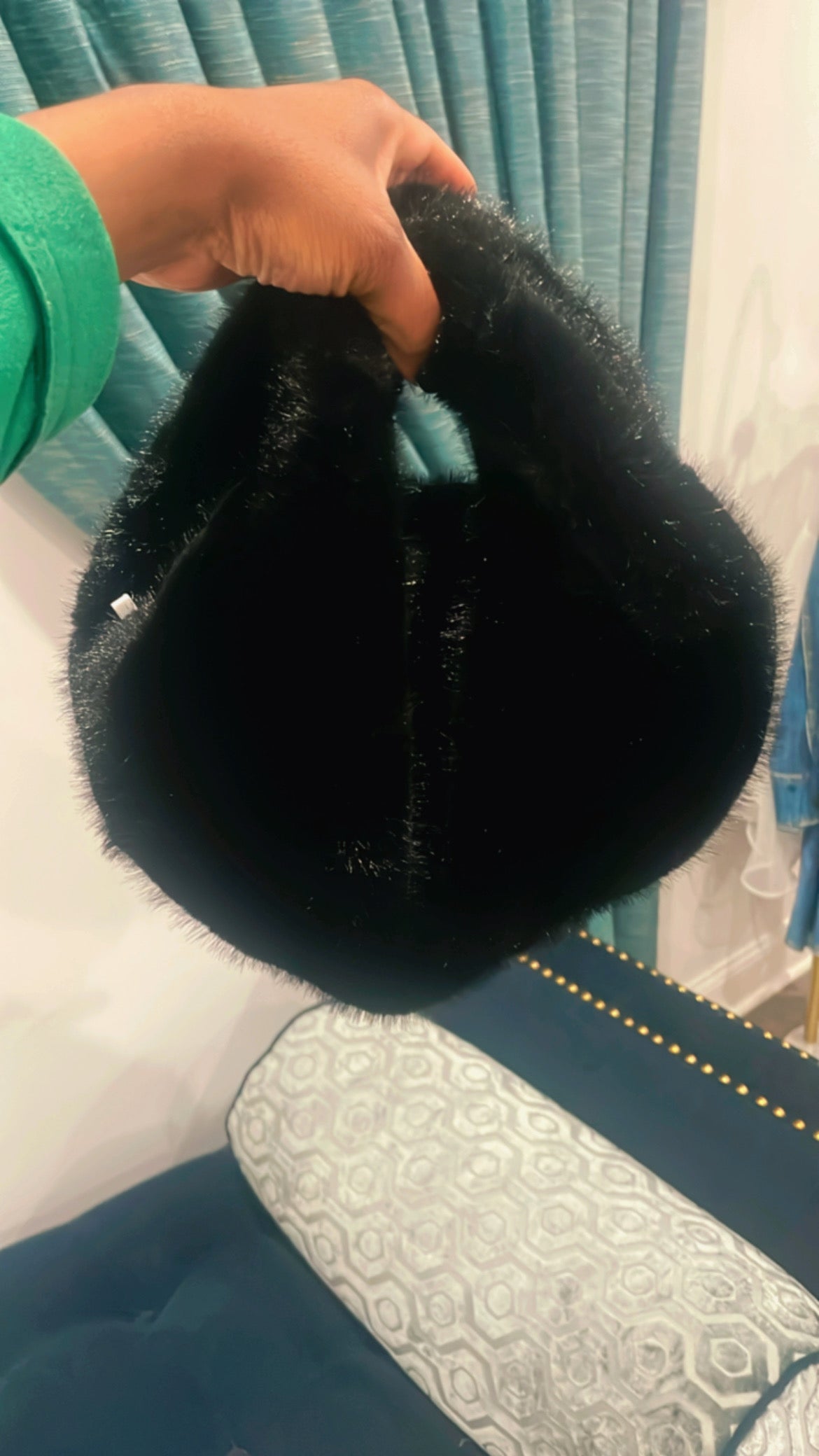 Small Fur Bag w/ Double Handles - Black